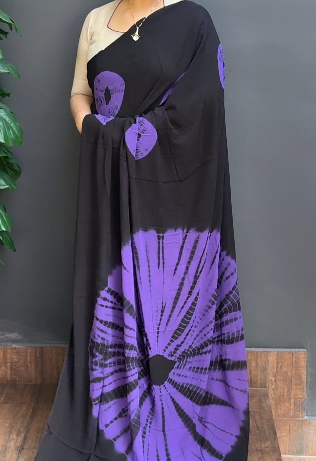 1709SR03 | Black With Violet Blended Lavender Pure Georgette Saree W/ Full Body Shibori Design W/ Pallu