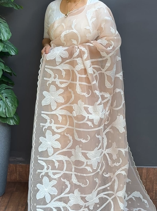 1721SR09 | Pastel Peach Organza Saree W/ Full Body Floral Applique Work W/ Scallop Border & Pallu