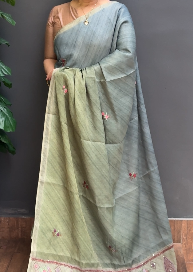 1753SR03 | Multicolor Linen Saree W/ Full Body Handwork Motifs W/ Border & Pallu