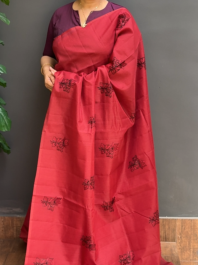 1754SR05 | Red Supernet Cotta Saree W/ Full Body Floral Embroidery Work W/ Pallu