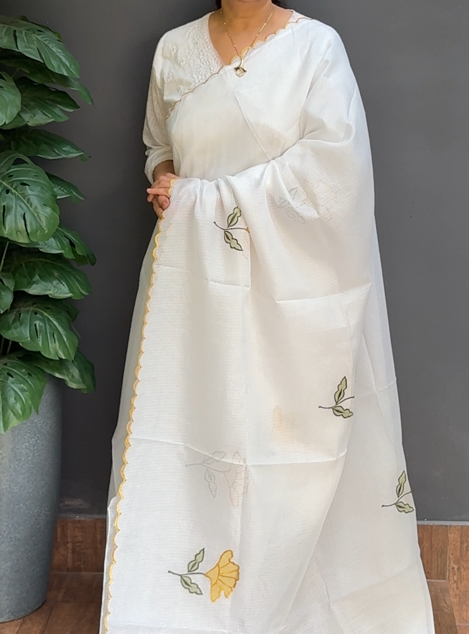 1758SR09 | White Soft Silky Cotta Saree W/ Full Body Floral Applique Work W/ Scallop Border & Pallu