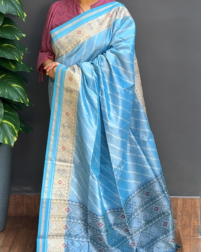 1813SR03 | Powder Blue Soft Semi Tussar Saree W/ Full Body Thread Woven Lehariya Design W/ Border & Pallu