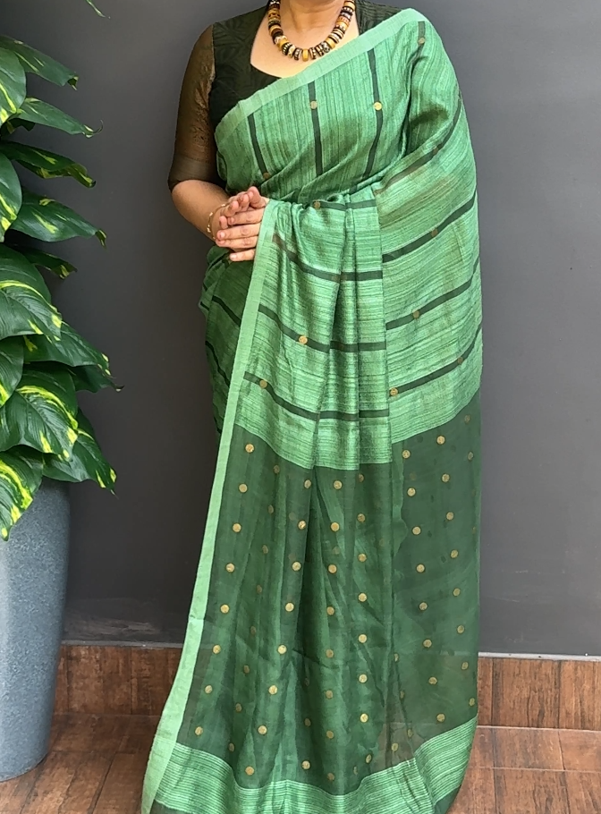 1944SR01 | Bottle Green Coin Weaved Pure Matka Tussar Silk Saree W/ Border & Organza Pallu