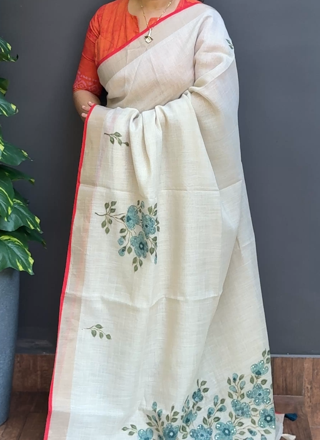 1850SR07 | Pearl Cream Linen Saree W/ Full Body Floral Handwork Motifs W/ Border & Pallu