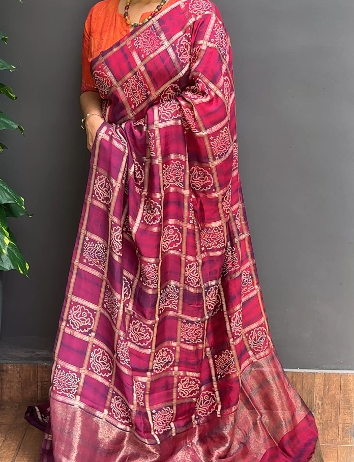 1943SR07 | Multicolor Soft Pure Silk Saree W/ Full Body Golden Zari Woven Checkered Pattern-Bandhani Design W/ Border & Pallu