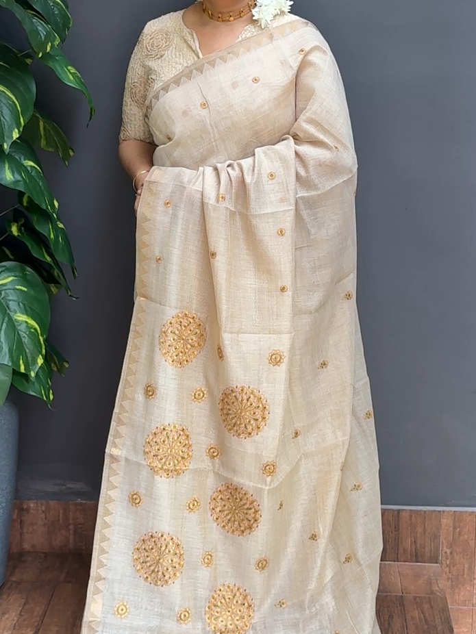 2050SR15 | Pearl Cream Soft Semi Chanderi Saree W/ Full Body Floral Embroidery Work Motifs W/ Border & Pallu