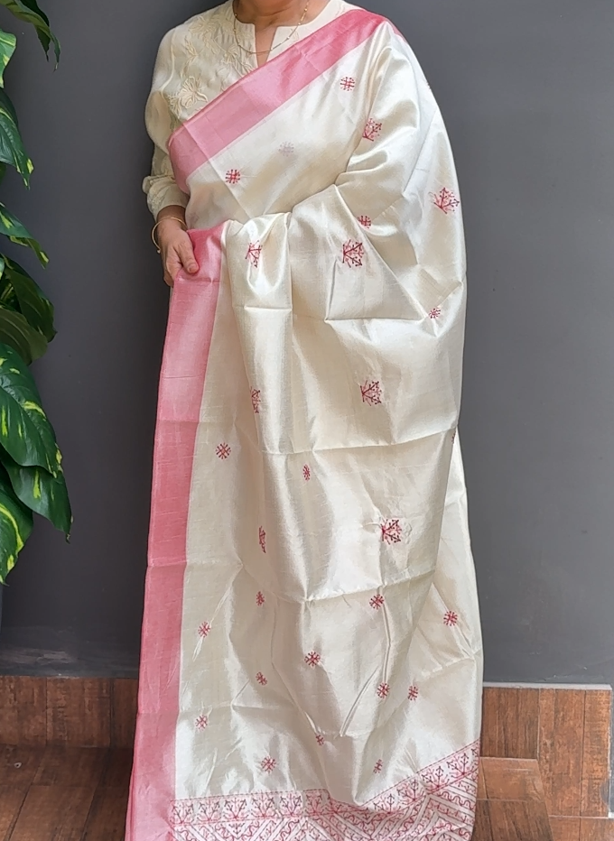 2030SR04 | Pearl Cream Semi Tussar Saree W/ Full Body Floral Embroidery Work W/ Border & Pallu