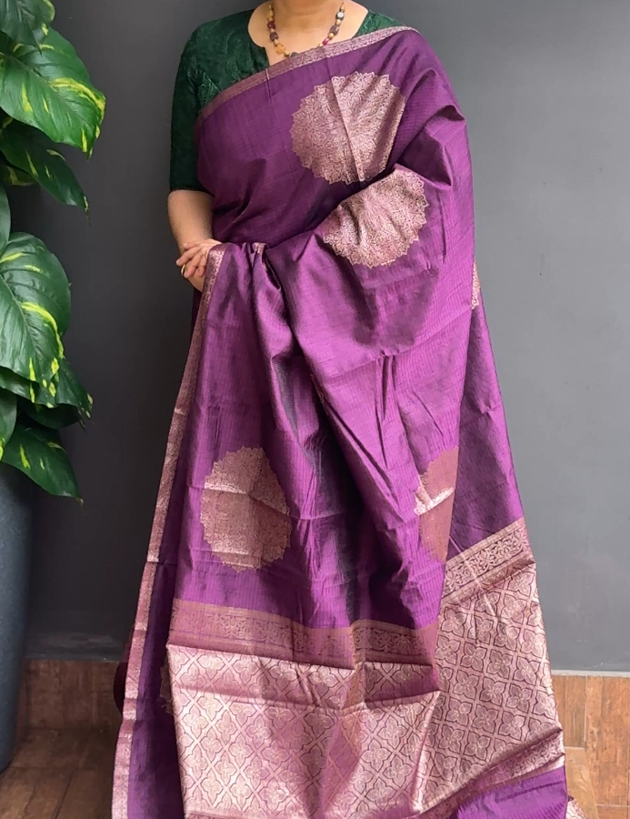 2078SR07 | Jamun Shade Chanderi Silk Saree W/ Full Body Zari Woven Motifs W/ Border & Brocade Pallu