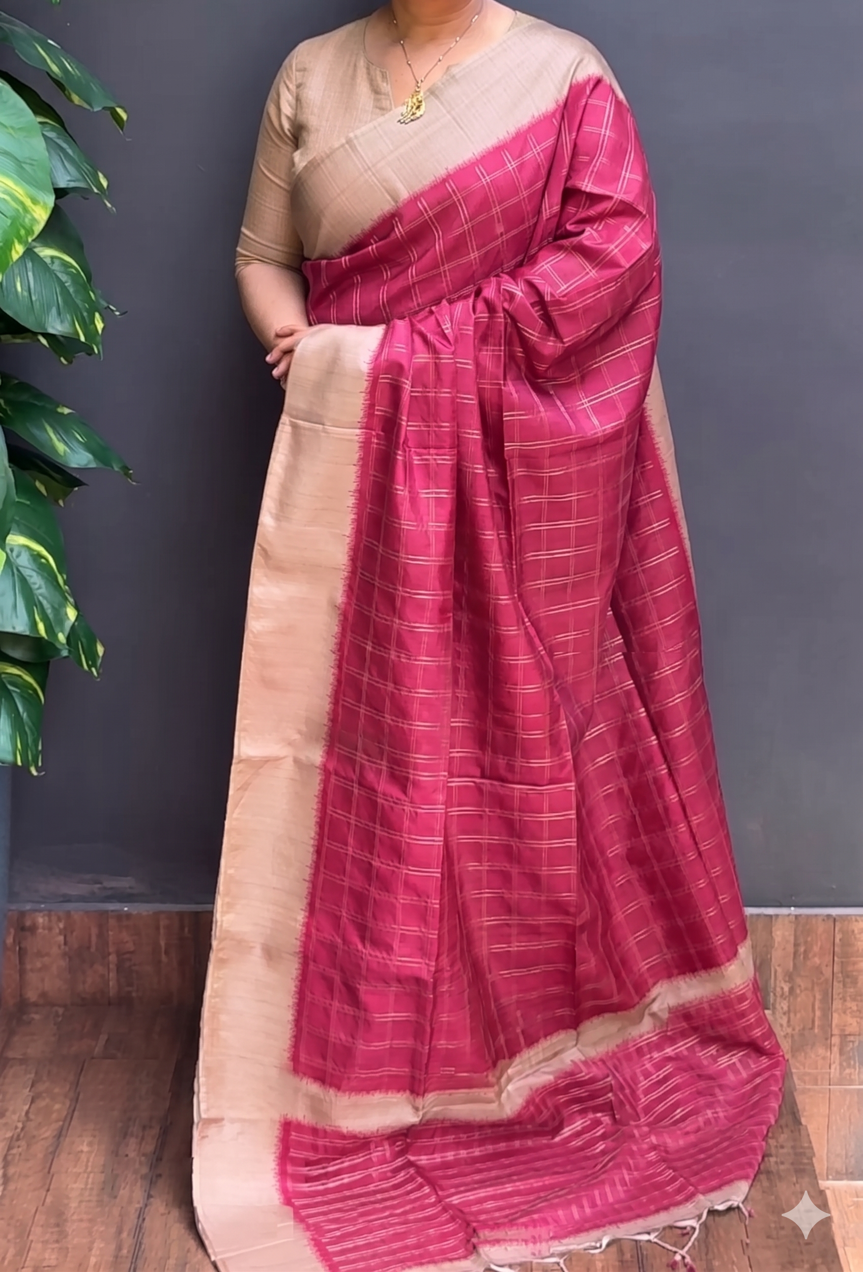 2204SR07 | Dragon Fruit Shade Soft Semi Silk Saree W/ Full Body Zari Woven Checkered Pattern W/ Border & Pallu